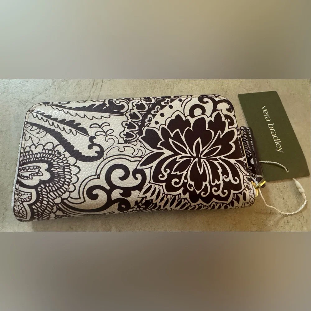 Vera Bradley Medium Continental Wallet